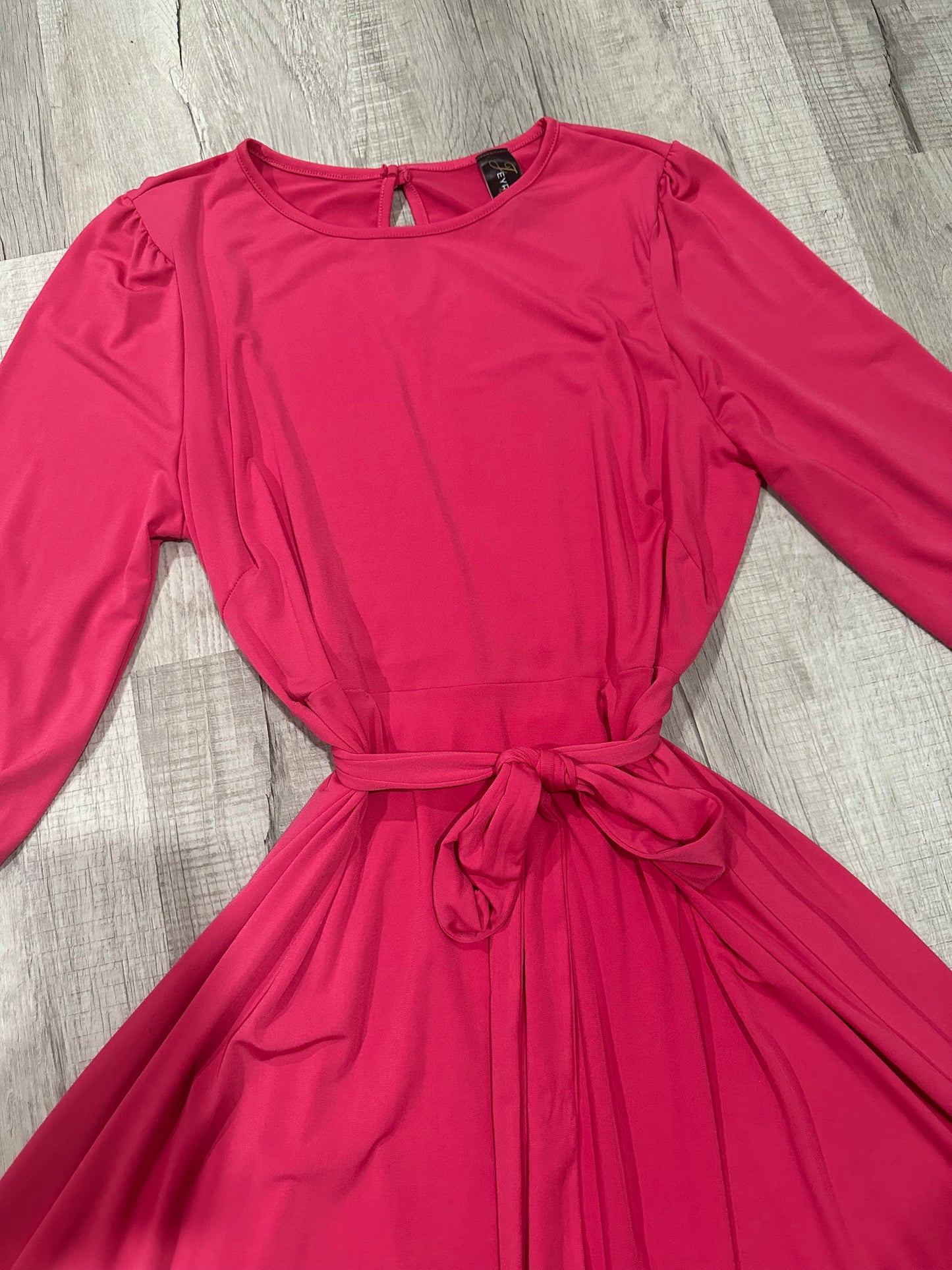 Olivia Midi Dress in Fuchsia